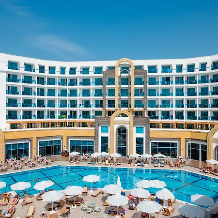 The Lumos Deluxe & Ξενοδοχείο Kargicak (Alanya)