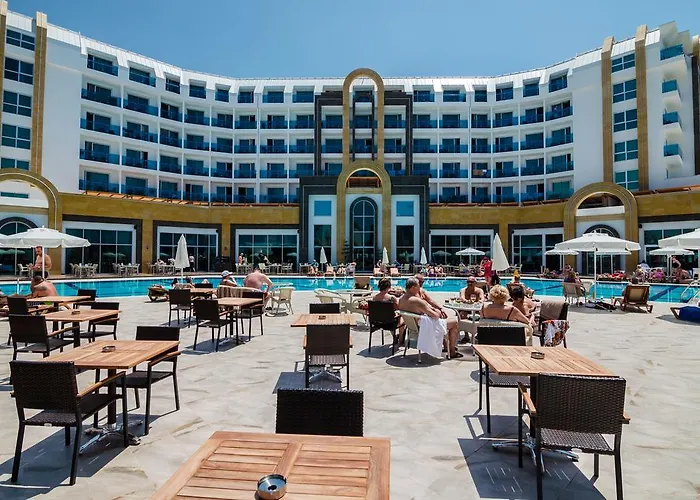 The Lumos Deluxe & Otel 5*