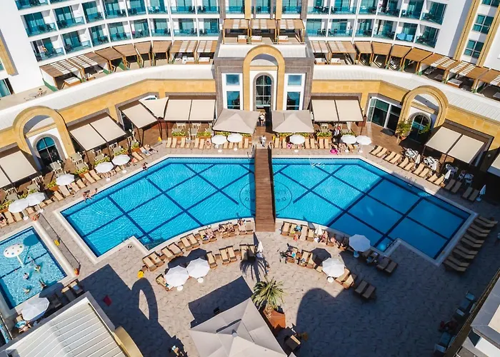 The Lumos Deluxe & Otel 5*