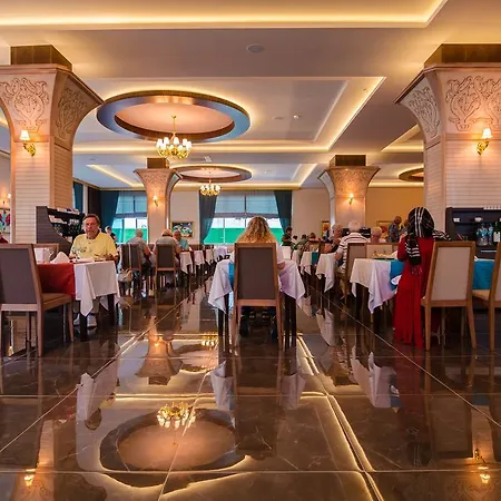 The Lumos Deluxe & 5* Kargicak (Alanya)